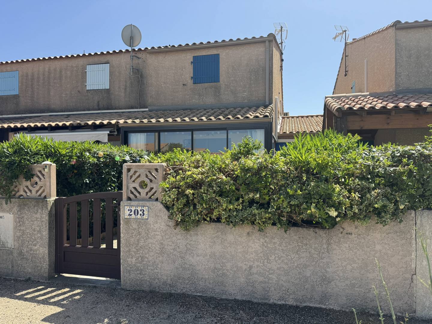 HOLIDAYLAND VILLA 203 RESIDENCE LES JARDINS D&rsquo;ULYSSE CLIM BOX INTERNET
