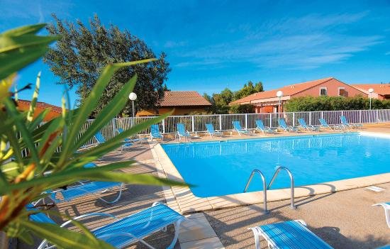 HOLIDAYLAND BS74 VILLA T3 MEZZANINE 6 couchages climatisé piscine  NARBONNE PLAGE
