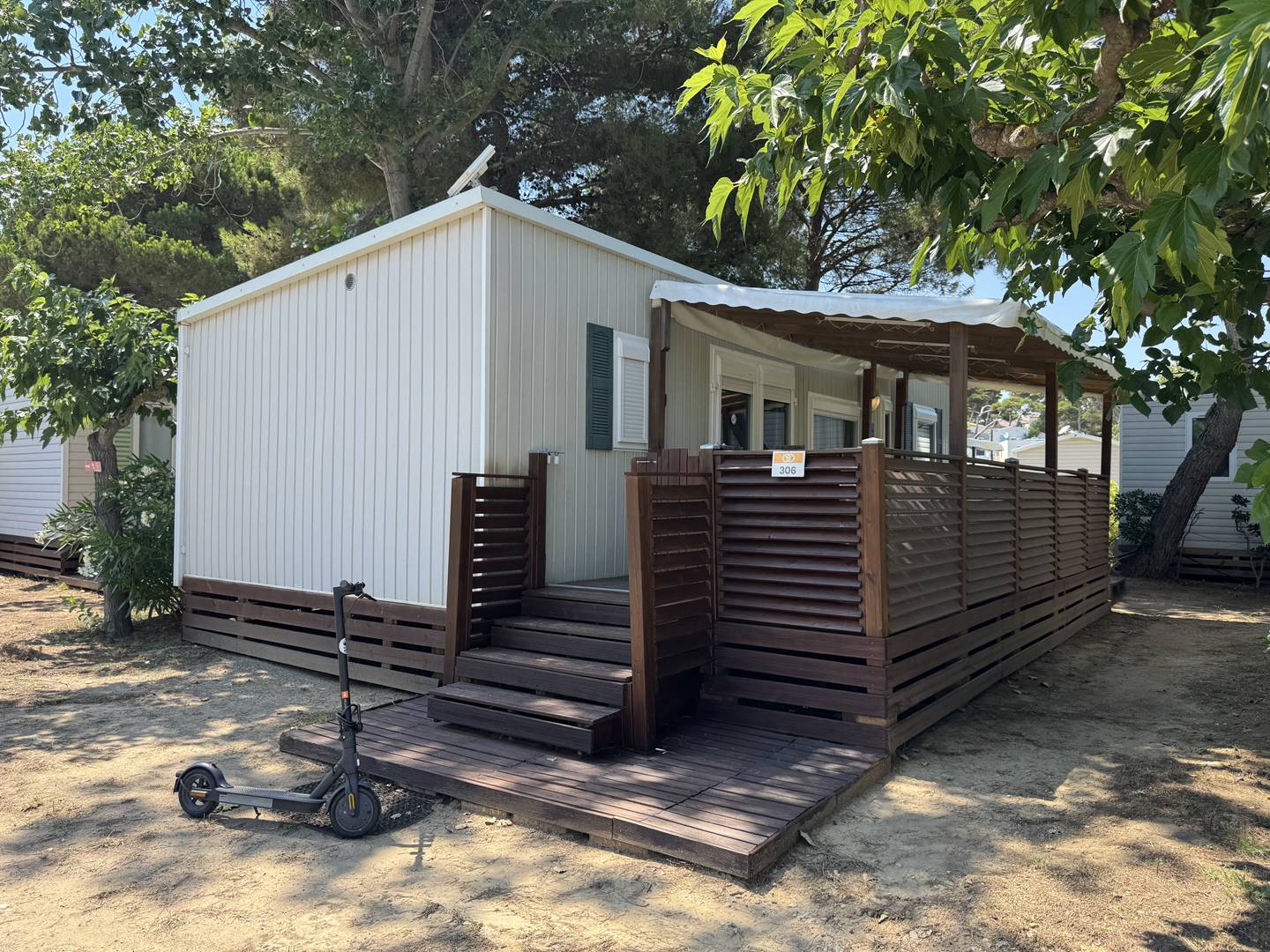 HOLIDAYLAND CAMPING LA FALAISE 4 ETOILES MOBIL HOME LUXE 40 M2 Climatisé