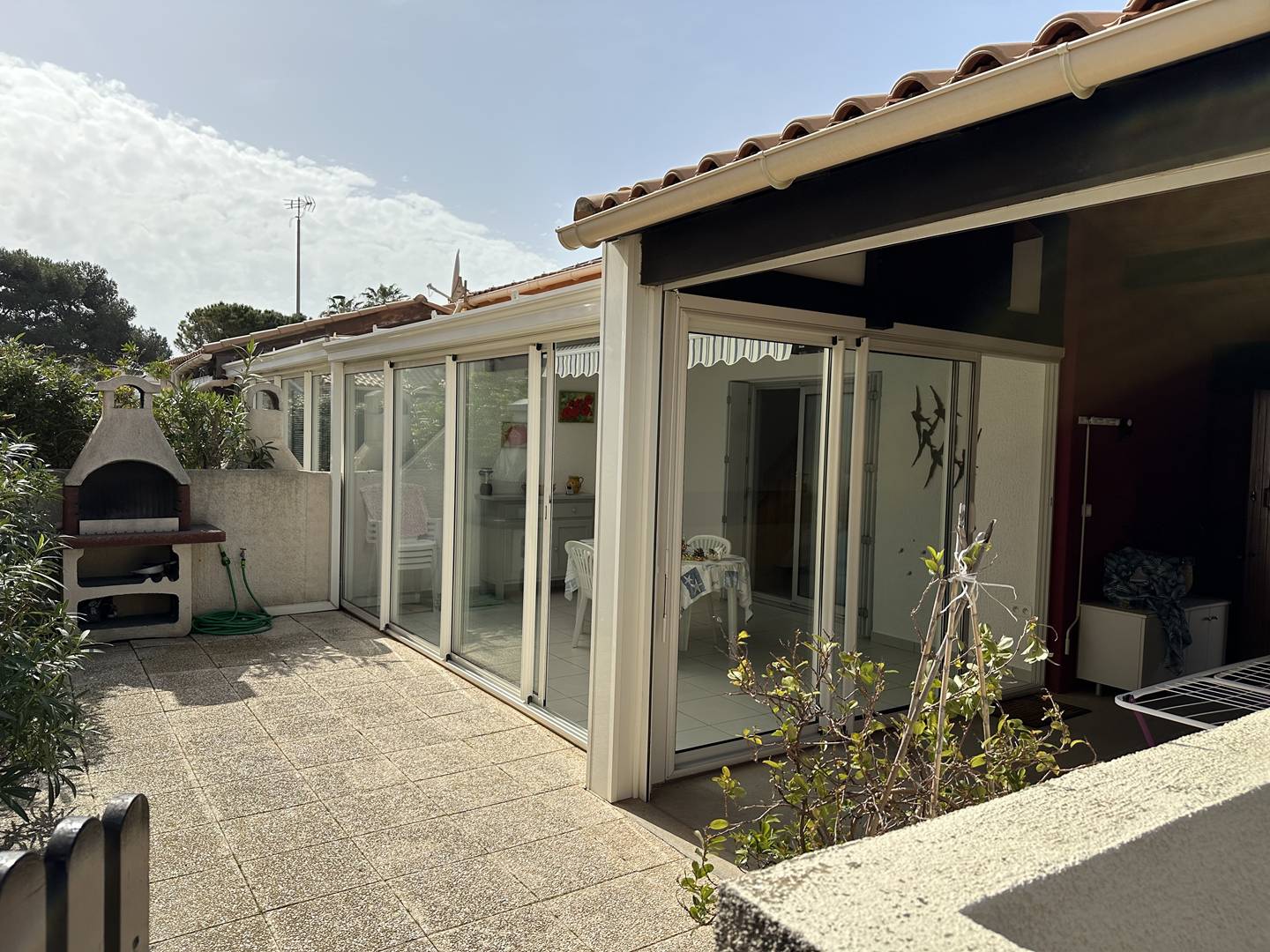 HOLIDAYLAND VILLA  239 T3 MEZZANINE 8 couchages climatisé avec véranda NARBONNE PLAGE